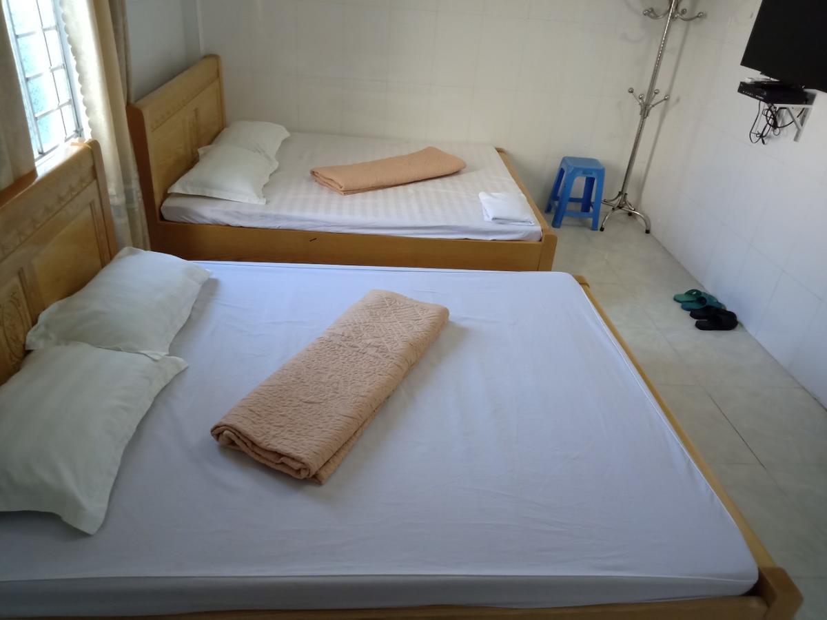 Nha Nghi Phuong Thao Bed & Breakfast Quan Lan Bagian luar foto